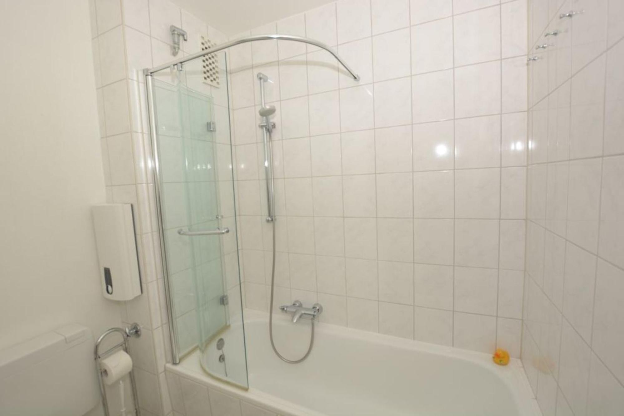 13-36, Sehr Strandnah, Im Herzen Westerlands, Westbalkon, 1 Zi Buitenkant foto