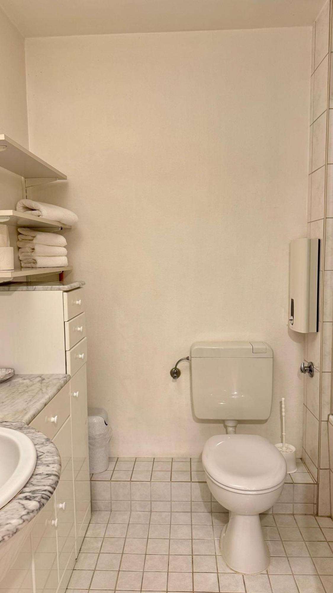 13-36, Sehr Strandnah, Im Herzen Westerlands, Westbalkon, 1 Zi Buitenkant foto